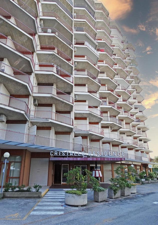 Nuovo Fronte Spiaggia, Terrazza Sul Mare E Piscina Lignano Sabbiadoro Ngoại thất bức ảnh